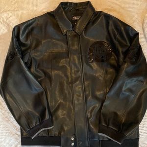 Avirex men’s leather jacket size XL